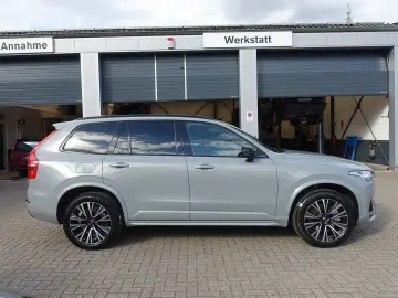 XC90 Plus Dark T8 AWD Hybrid/AHK/360°Cam