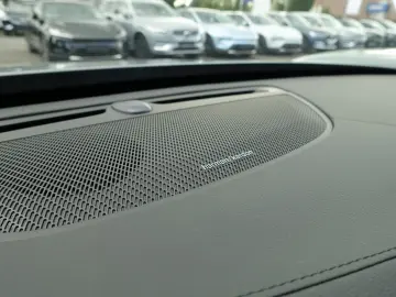 XC90 Plus Dark T8 AWD Hybrid/AHK/360°Cam