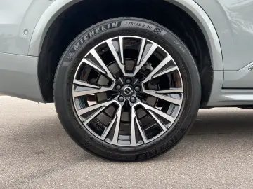 XC90 T8 AWD Ultra Bright 7-Sitzer AHK ACC BLIS