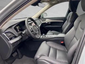 XC90 T8 AWD Ultra Bright 7-Sitzer AHK ACC BLIS