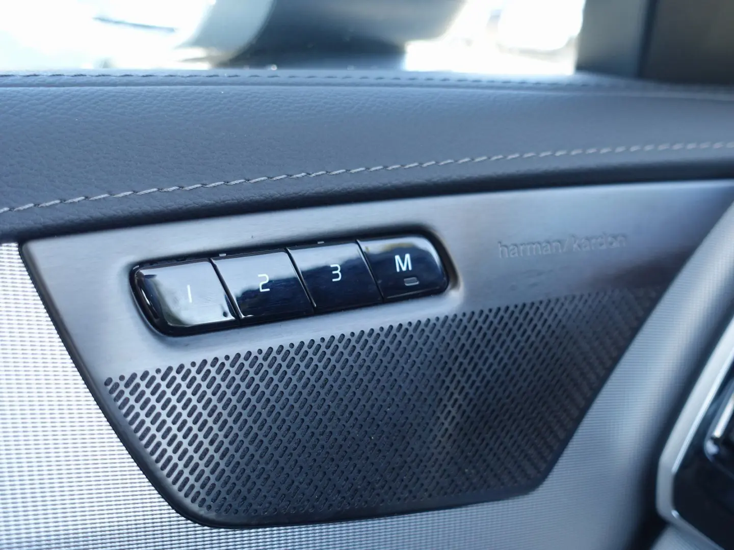XC90 Plus T8 AWD Plug-in Hybrid/Memory/Panorama