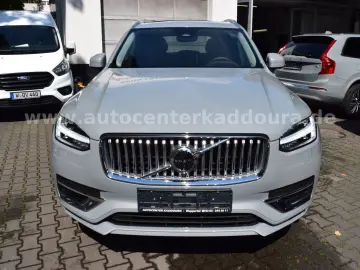 XC90 T8Plus Bright AWDHed-Up,PANO,360°,H&K,20