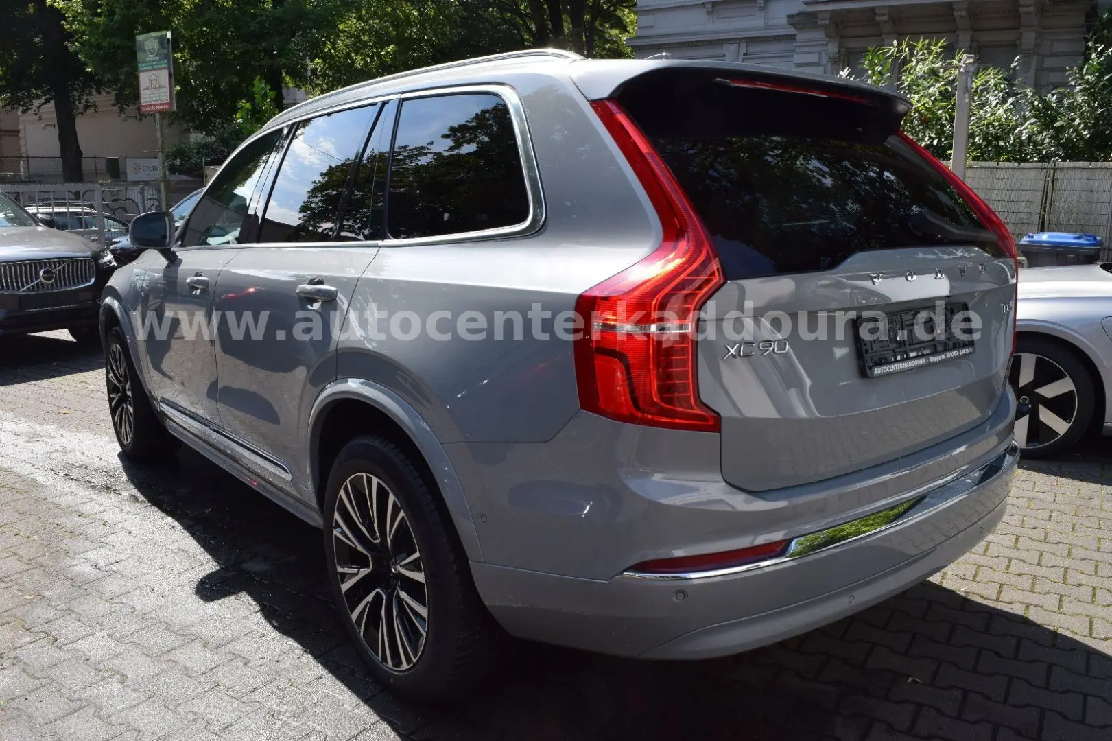 XC90 T8Plus Bright AWDHed-Up,PANO,360°,H&K,20