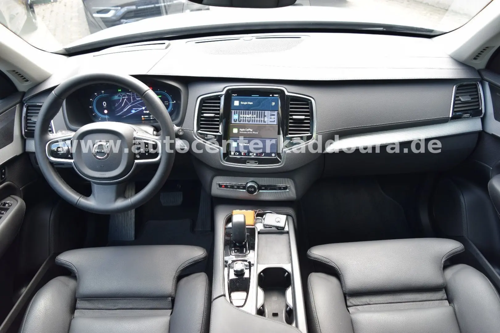 XC90 T8Plus Bright AWDHed-Up,PANO,360°,H&K,20