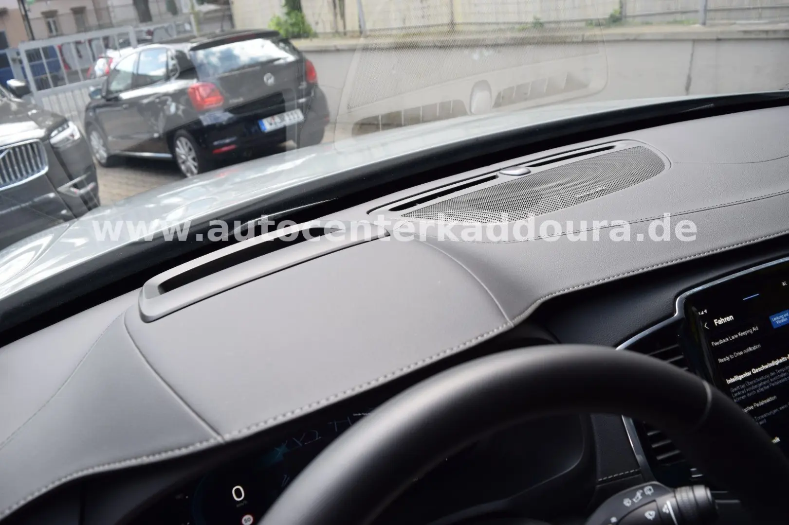 XC90 T8Plus Bright AWDHed-Up,PANO,360°,H&K,20