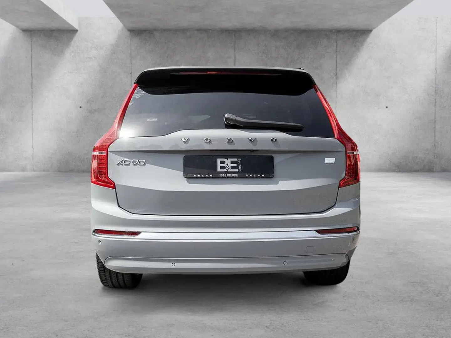 XC90 T8 Plus Bright Recharge Plug-In Hybrid AWD