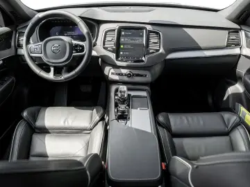 XC90 T8 Plus Bright Recharge Plug-In Hybrid AWD