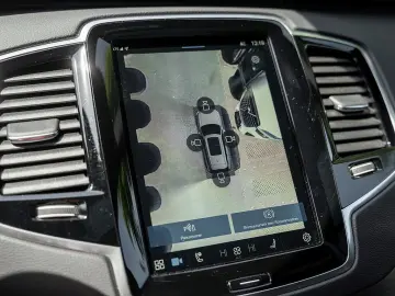 XC90 T8 Plus Bright Recharge Plug-In Hybrid AWD