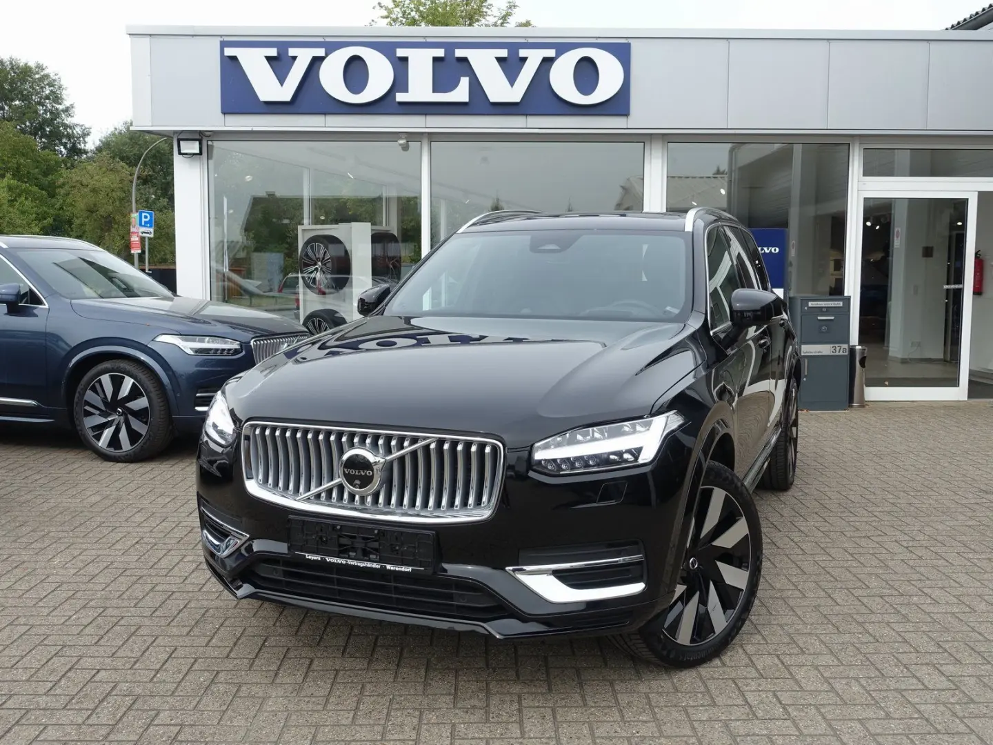 XC90 Plus T8 AWD/360°/B&W/Pano/FourC/AHK/BLIS