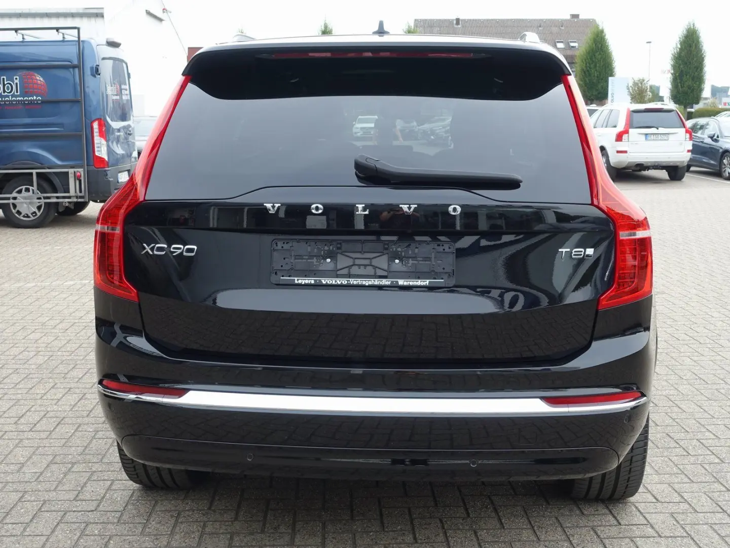 XC90 Plus T8 AWD/360°/B&W/Pano/FourC/AHK/BLIS