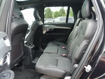 XC90 Plus T8 AWD/360°/B&W/Pano/FourC/AHK/BLIS