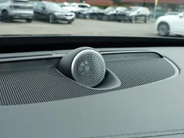XC90 Plus T8 AWD/360°/B&W/Pano/FourC/AHK/BLIS