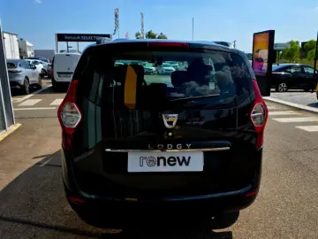 DACIA LODGY 1.3 TCe 130HP Techroad 7L