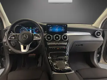 GLC 200 4M Kamera*AHK*LED*Park-Paket*Easy-Pack++