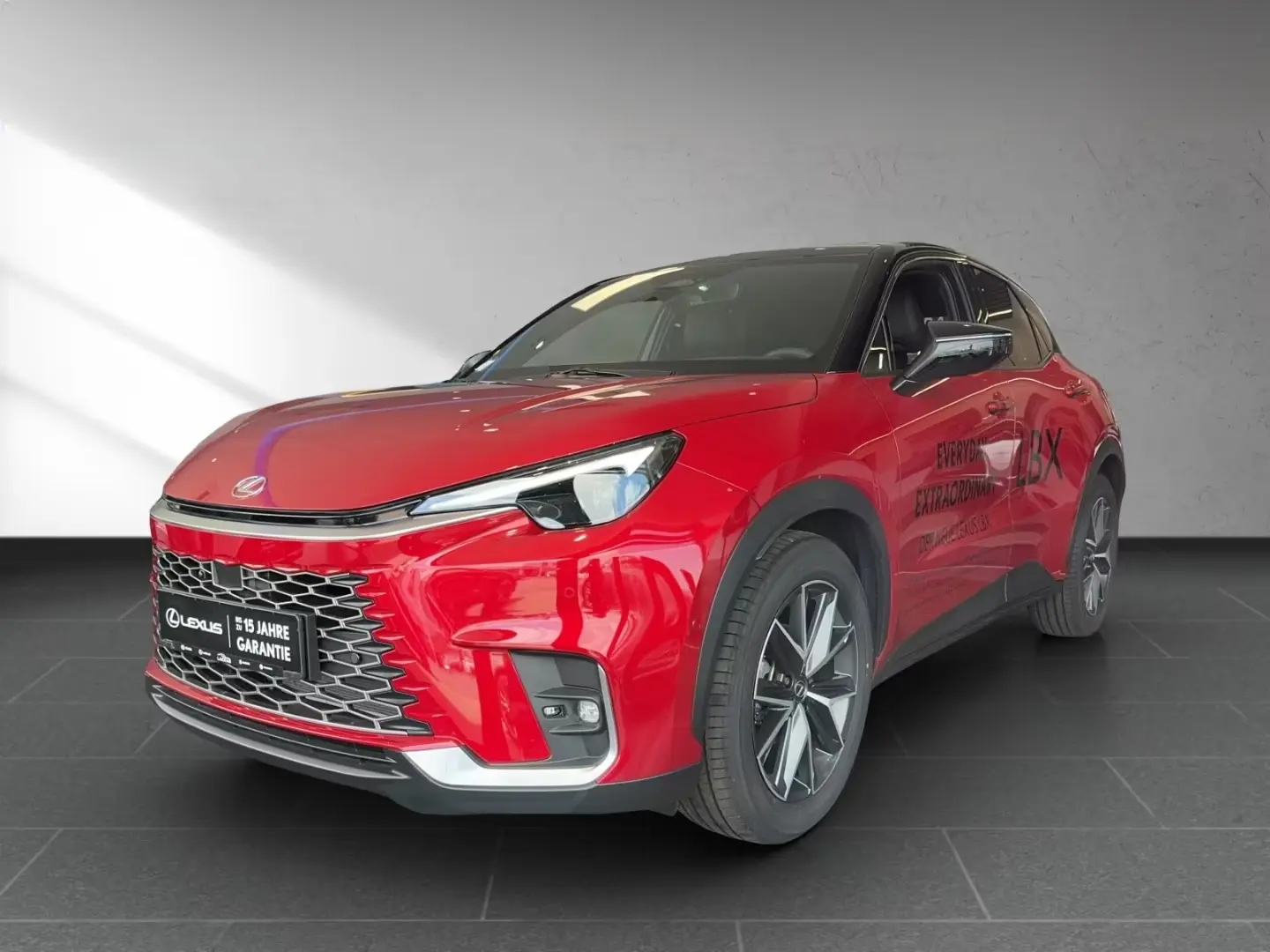 Lexus LBX EMOTION 4x4