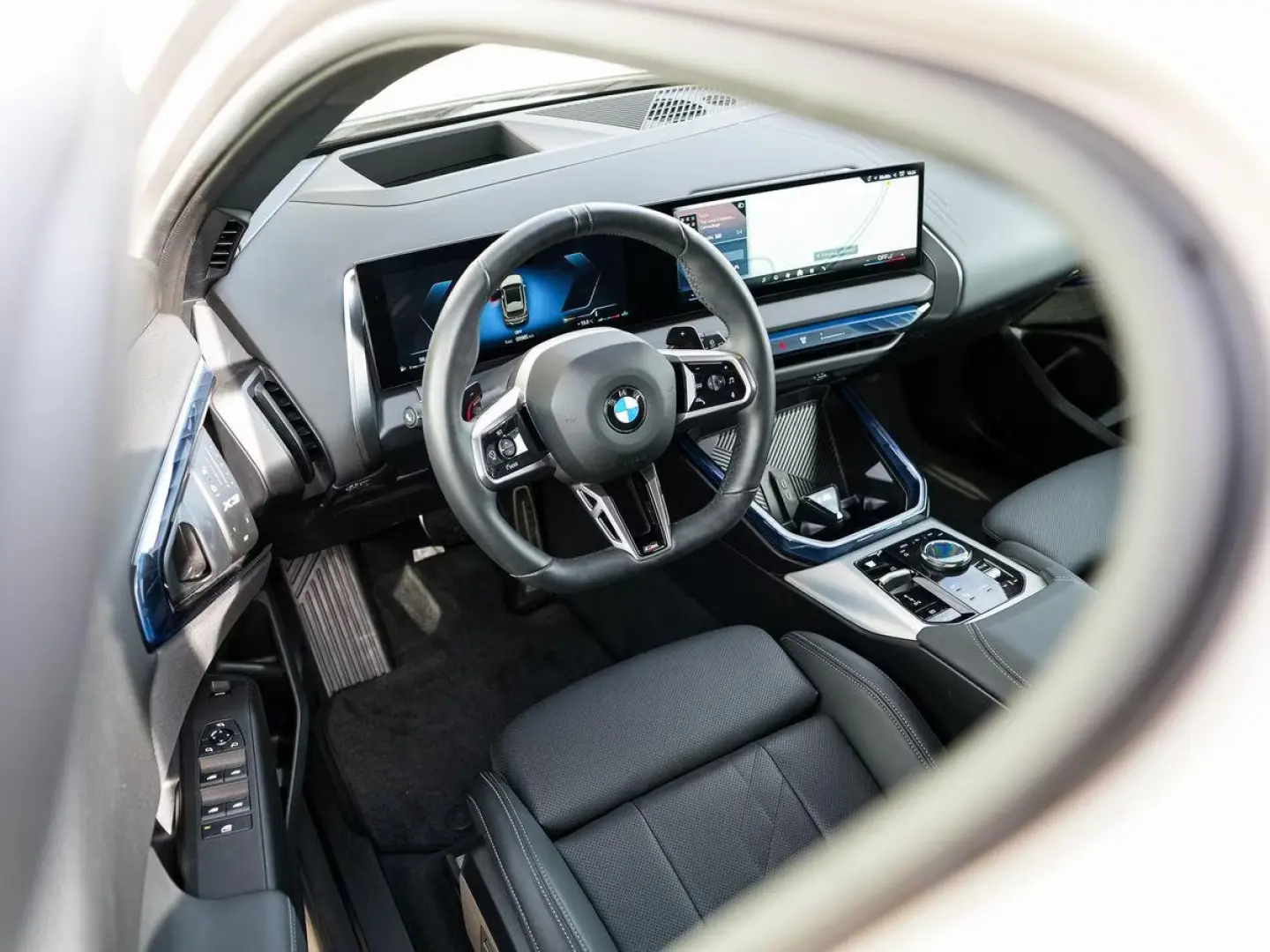 BMW X3 20d xDrive M-Sport AHK PANO HuD