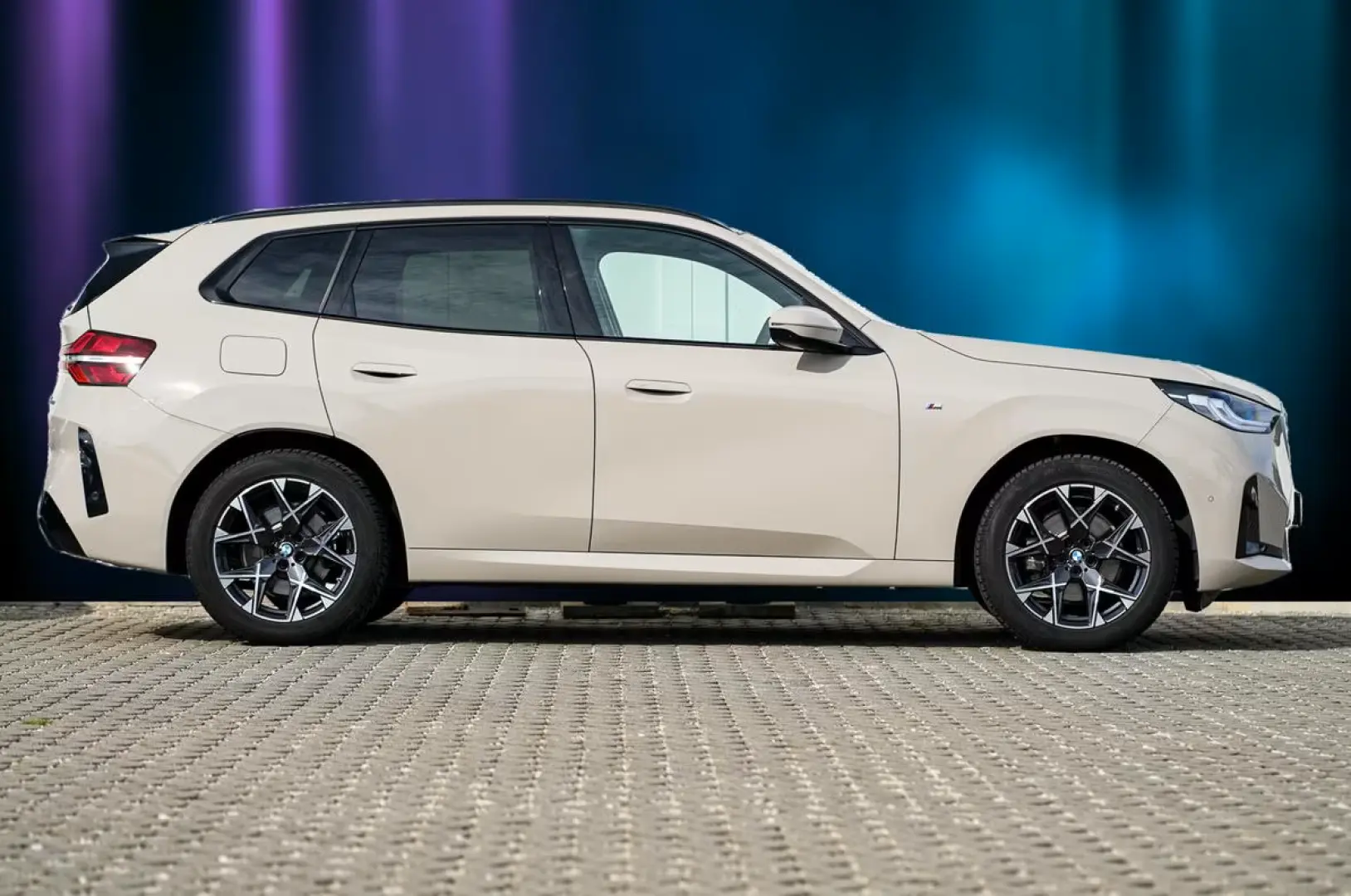 BMW X3 20d xDrive M-Sport AHK PANO HuD