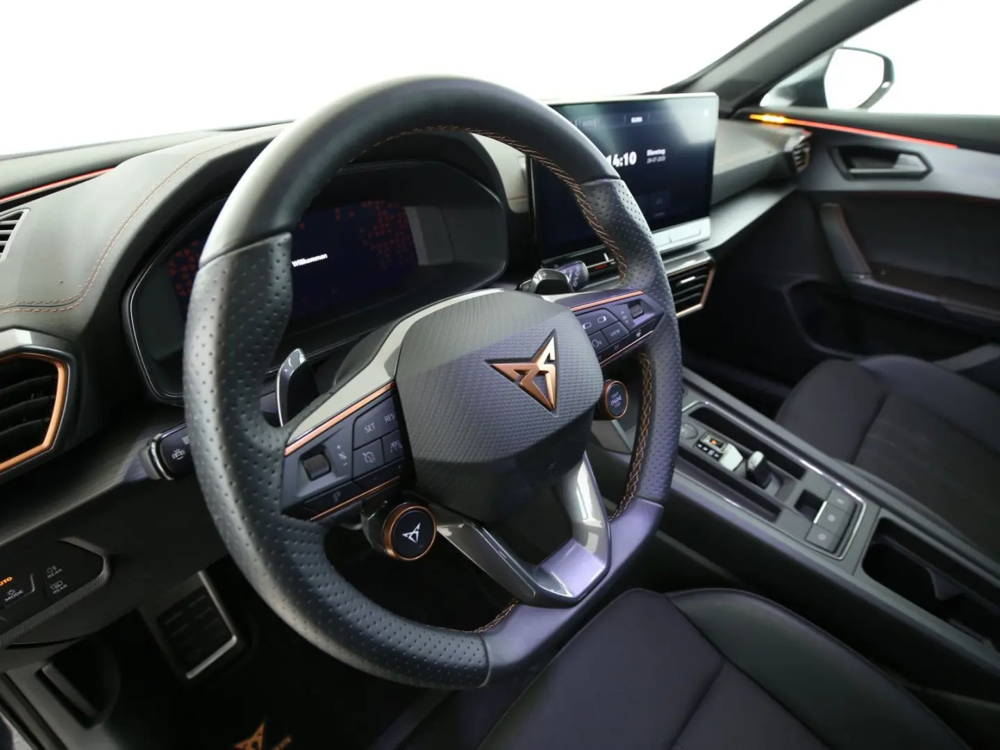 Formentor VZ 2.0TSI LED*VIRTUAL*AHK*ACC*SIDE*19