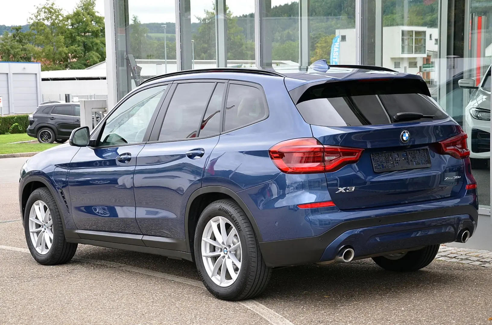 X3e xDrive/Head-Up/GlasDach/