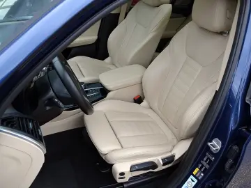 X3e xDrive/Head-Up/GlasDach/