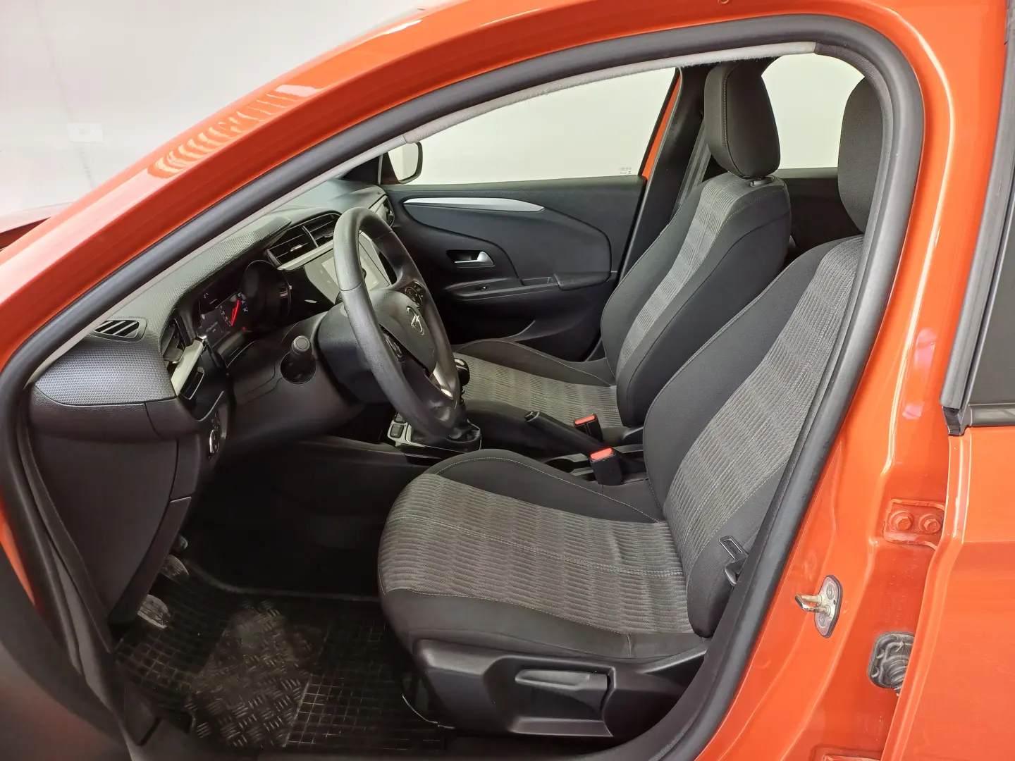 Opel Corsa 1.2L 75CP