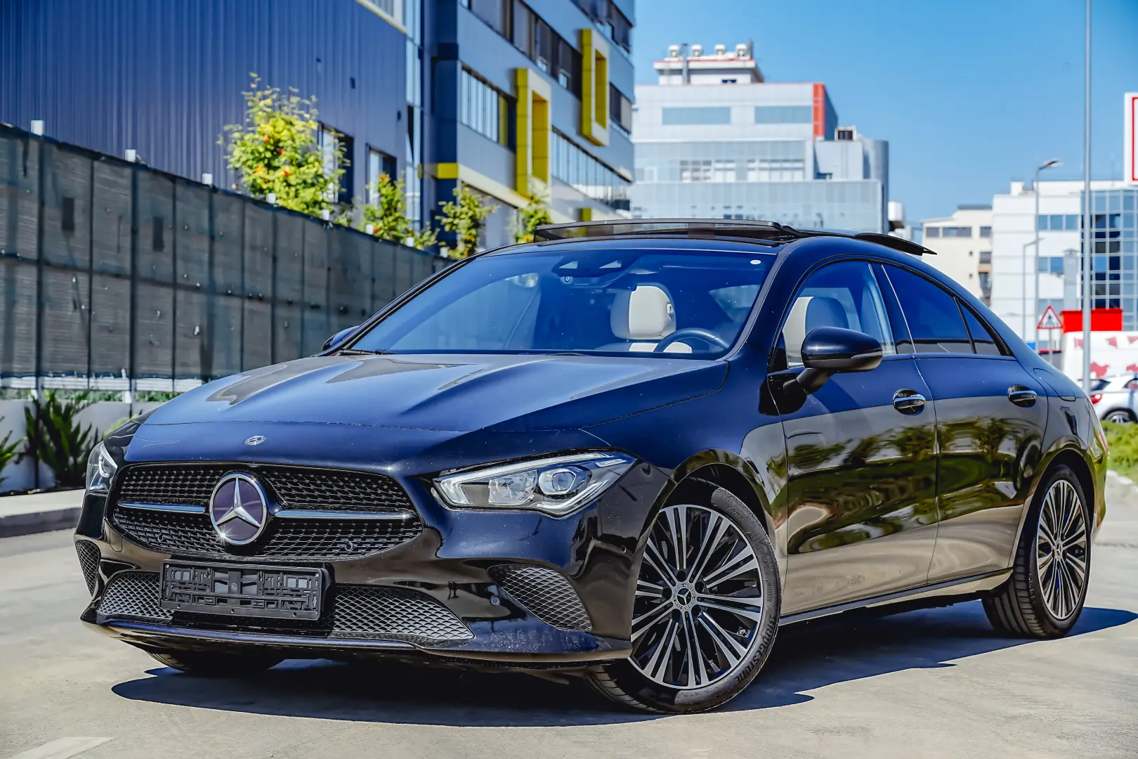 Mercedes-Benz CLA 200