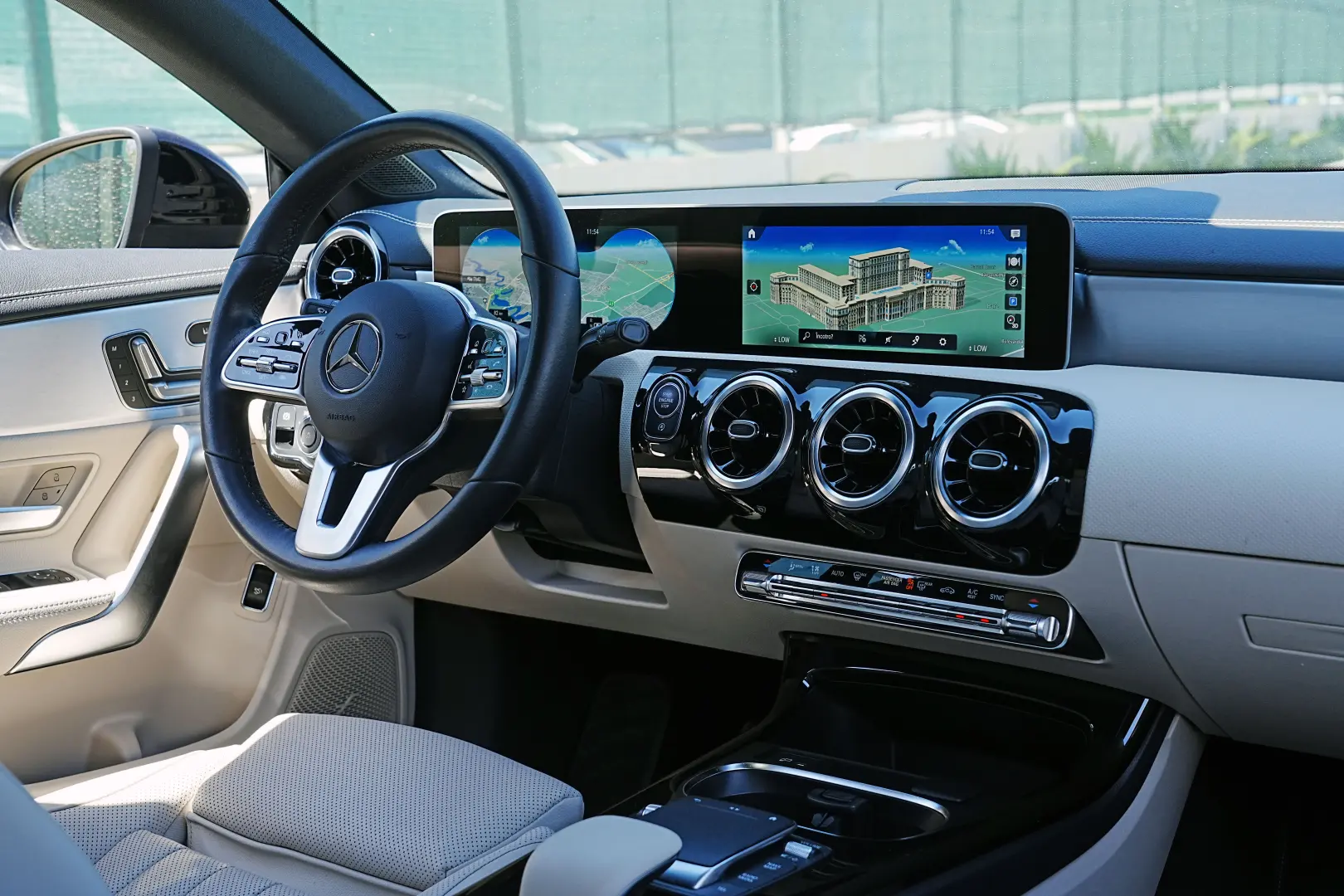 Mercedes-Benz CLA 200