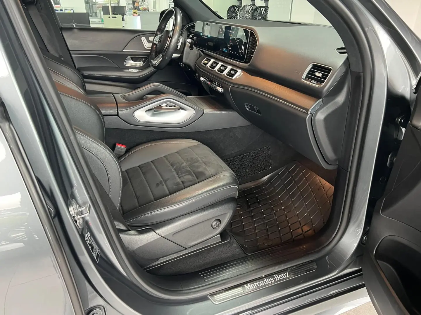 GLE 350 d 4M AMG Burmester NIGHT AHK Multibeam