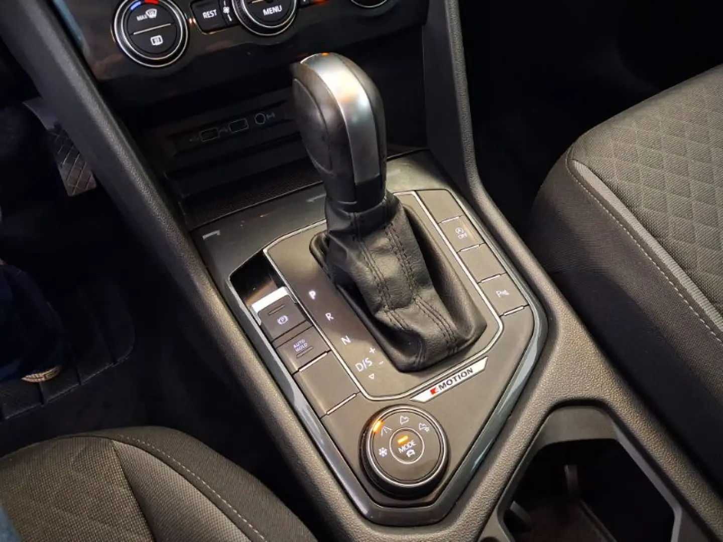 VOLKSWAGEN TIGUAN 2.0 TDI 150CP Comfortline DSG 4Motion