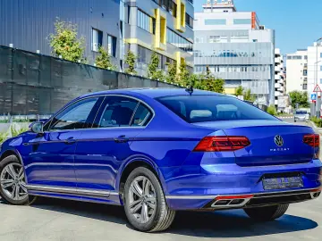 Volkswagen Passat Variant 2.0 TDI DSG R Executive