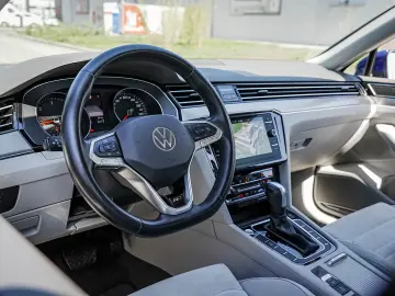 Volkswagen Passat Variant 2.0 TDI DSG R Executive