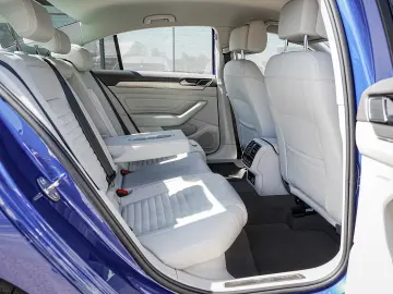 Volkswagen Passat Variant 2.0 TDI DSG R Executive