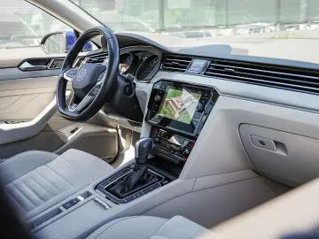 Volkswagen Passat Variant 2.0 TDI DSG R Executive