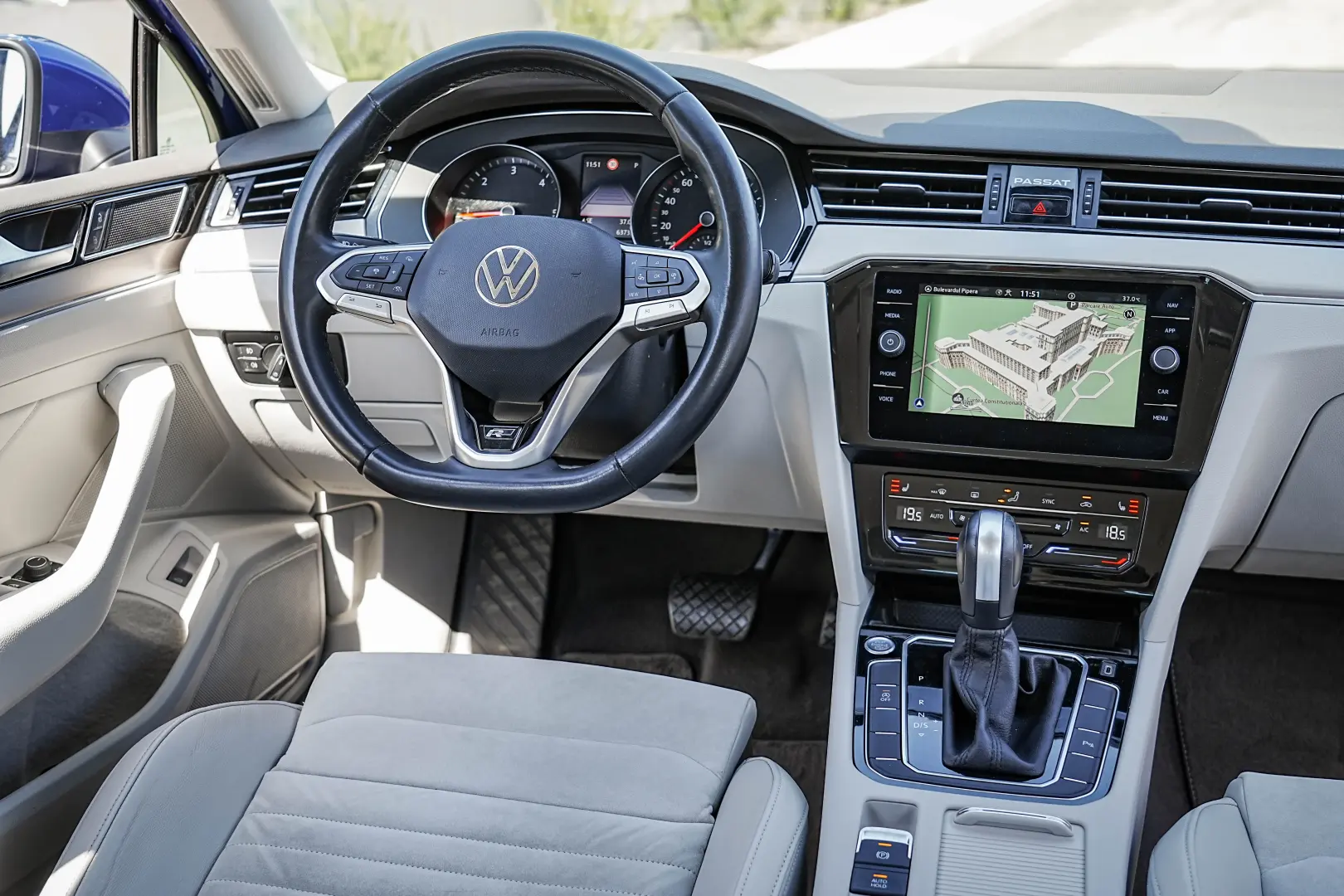 Volkswagen Passat Variant 2.0 TDI DSG R Executive