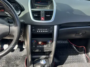 Peugeot 207 CC