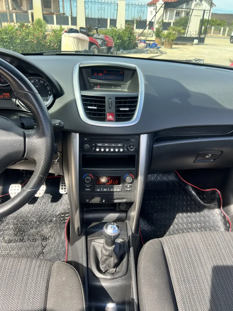 Peugeot 207 CC