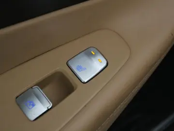 Santa Fe 1.6 T-GDI PHEV Premium Plus Sky 7p. | 1