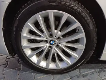 BMW 520D Luxury xDrive 190CP Automat