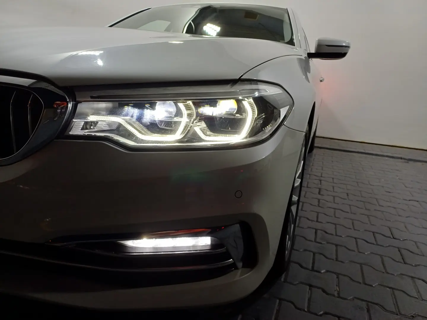 BMW 520D Luxury xDrive 190CP Automat