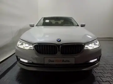 BMW 520D Luxury xDrive 190CP Automat