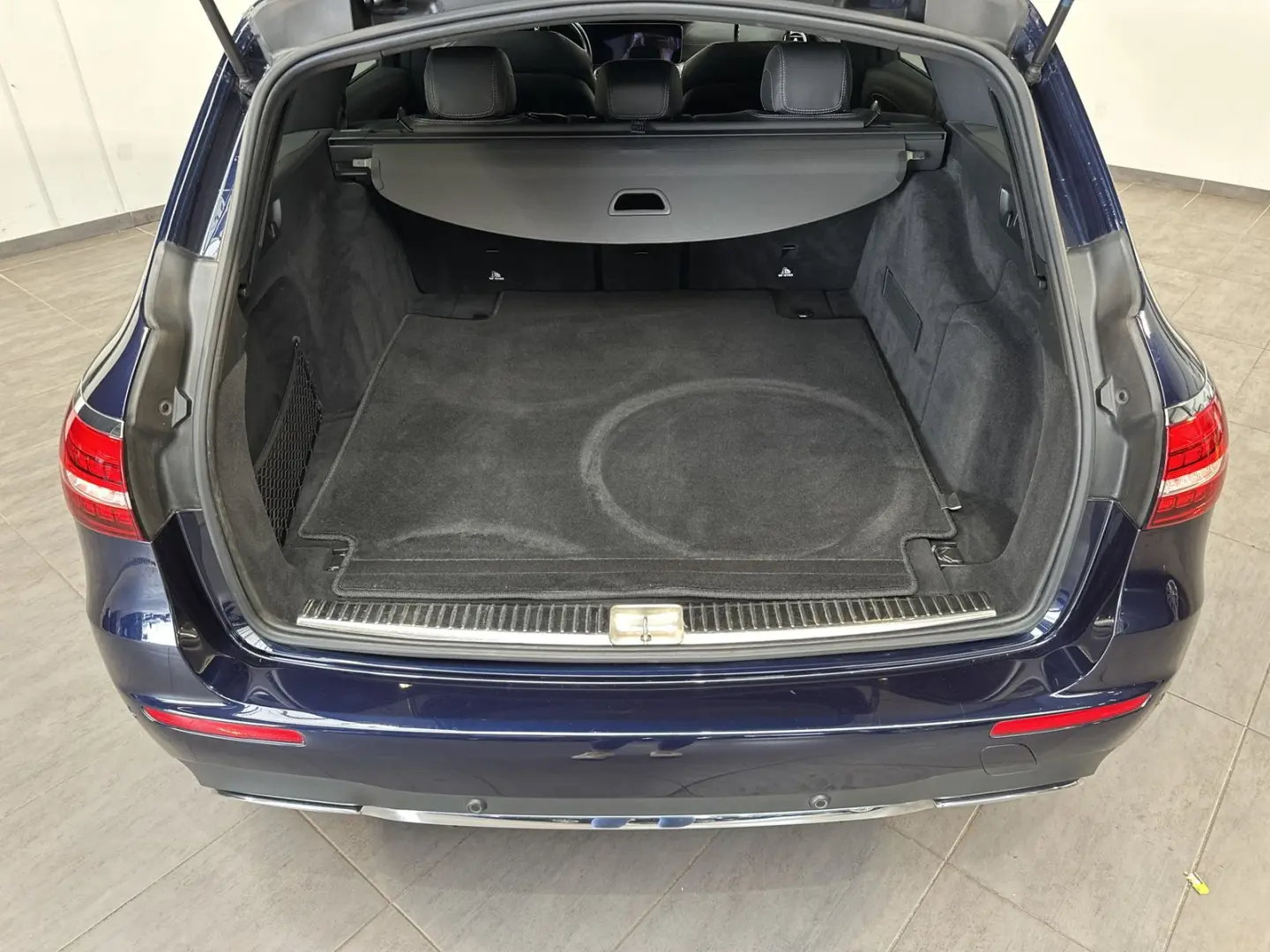 E 200 T AMG-Line NAV+LED+PANORAMA+BURMESTER+360°