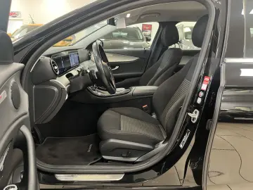 E 300 Avantgarde*ACC*LED*Navi*R.Cam*SHZ*CarPlay*