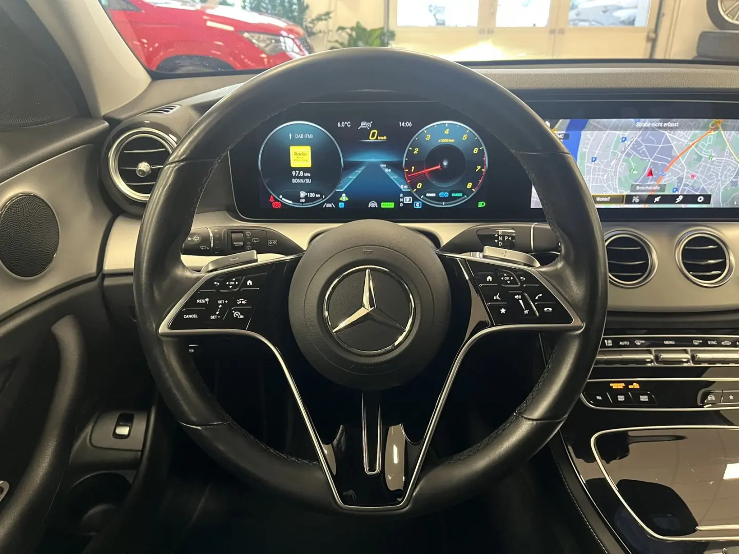 E 300 Avantgarde*ACC*LED*Navi*R.Cam*SHZ*CarPlay*