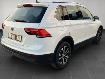 Tiguan 2.0 TDI DSG 4M *PANO *AHK *DIGITAL *17