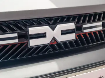 Dacia Bigster Hybrid - Echipare Journey