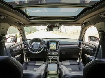 Volvo XC 40