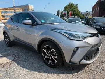 C-HR Hybrid Team D