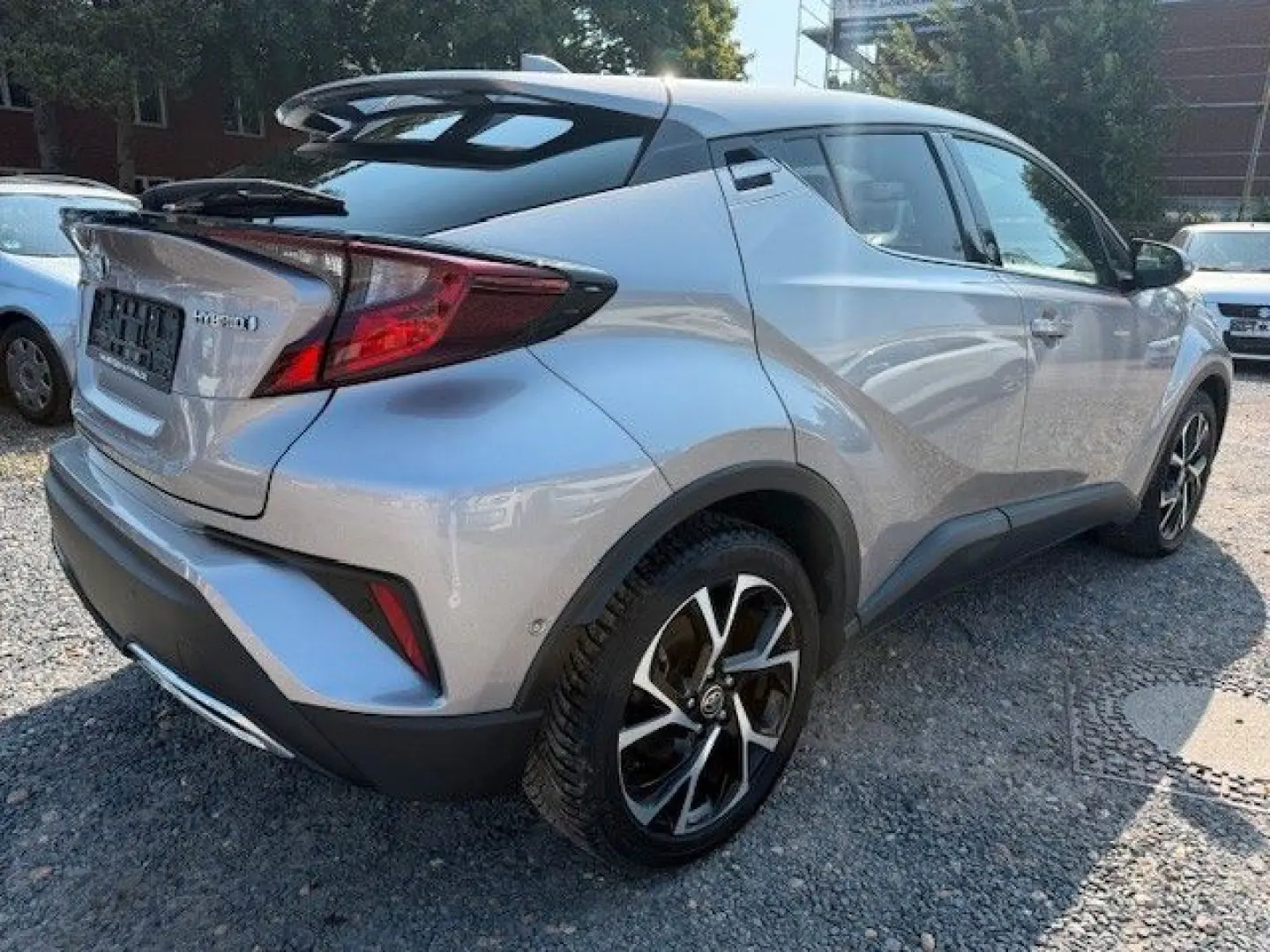 C-HR Hybrid Team D