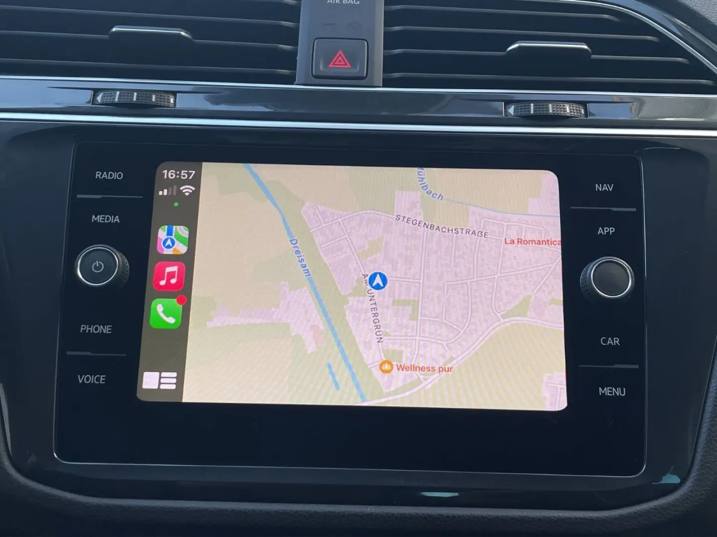 Tiguan ComfortlineBMT 2.0 TDI DSG*NAVI*APPLE*ACC