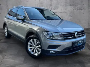 Tiguan ComfortlineBMT 2.0 TDI DSG NAVI APPLE ACC